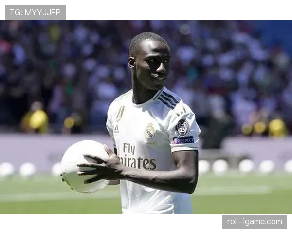 皇马左后卫位置确定：门迪保持首发，状态持续回升