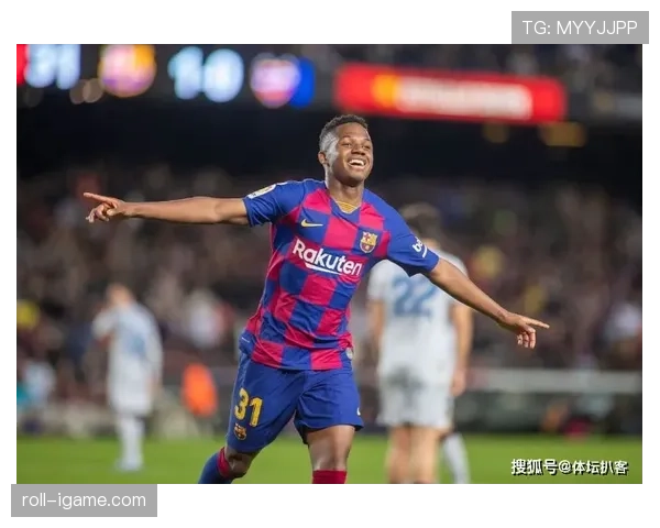 曹圭成表现稳健，跻身足坛新星备受期待