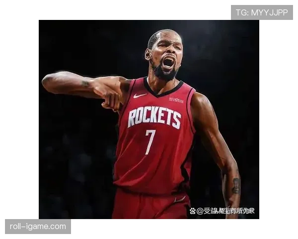 凯文·杜兰特又发早餐照，厨房像艺术馆，我的碗都不好意思拿出来了