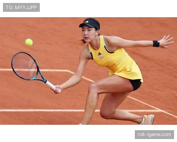 王欣瑜赛场像猛兽，赛后像个土豪闺蜜，钱包厚得让人窒息